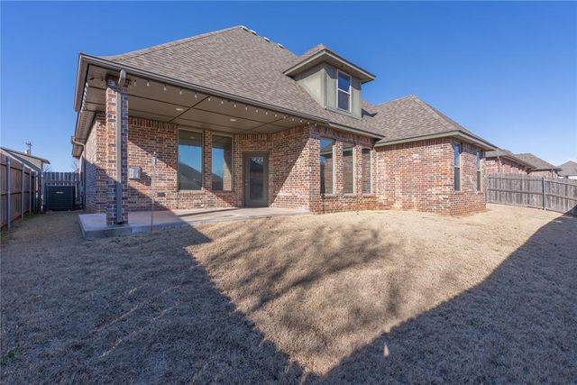 17604 Braken Drive, Edmond, OK 73012