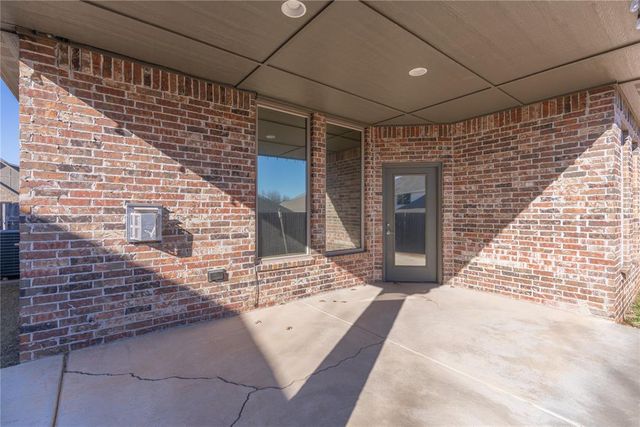 17604 Braken Drive, Edmond, OK 73012