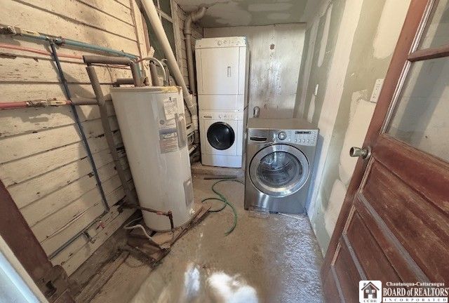 30 Point Drive West, Dunkirk, NY 14048