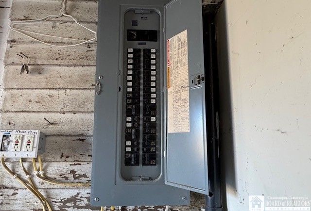 30 Point Drive West, Dunkirk, NY 14048