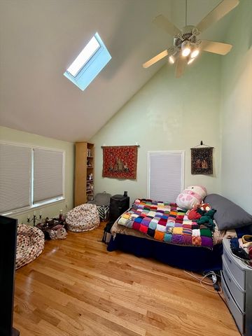 18 Pine Street 18, Newton, MA 02465