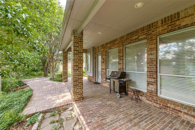 351 Southern Hills Drive, Fairview, TX 75069