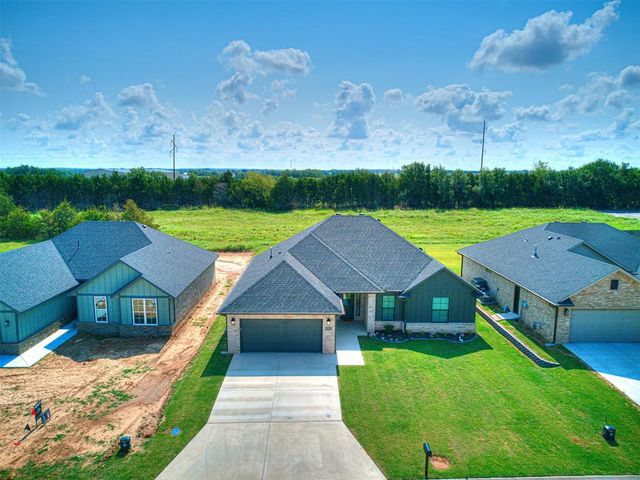 4529 Red Bird Road, Shawnee, OK 74804