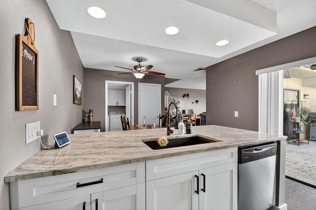 2409 24th Way, West Palm Beach, FL 33407
