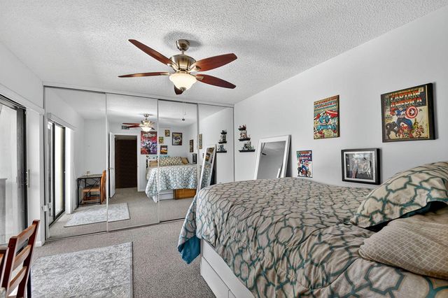 2409 24th Way, West Palm Beach, FL 33407