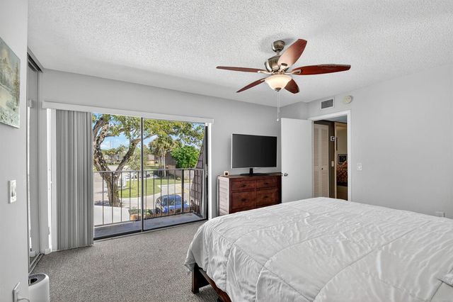2409 24th Way, West Palm Beach, FL 33407