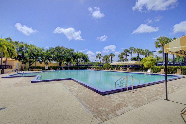 2409 24th Way, West Palm Beach, FL 33407