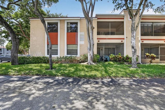 11931 NW 11th St 11931, Pembroke Pines, FL 33026