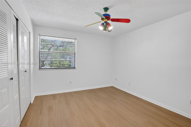 11931 NW 11th St 11931, Pembroke Pines, FL 33026