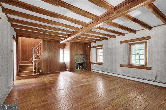 32 FURNACE RUN RD, Boyertown, PA 19512