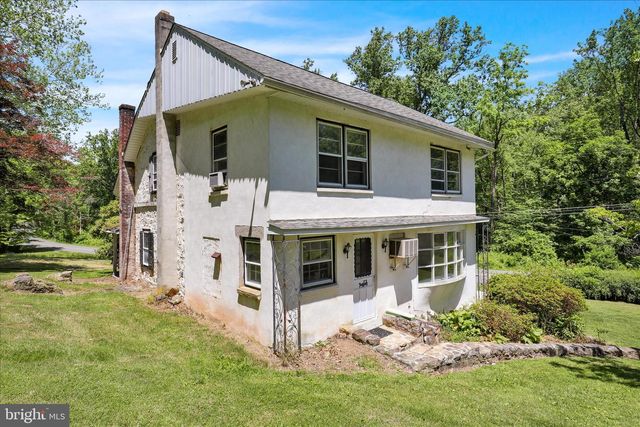 32 FURNACE RUN RD, Boyertown, PA 19512