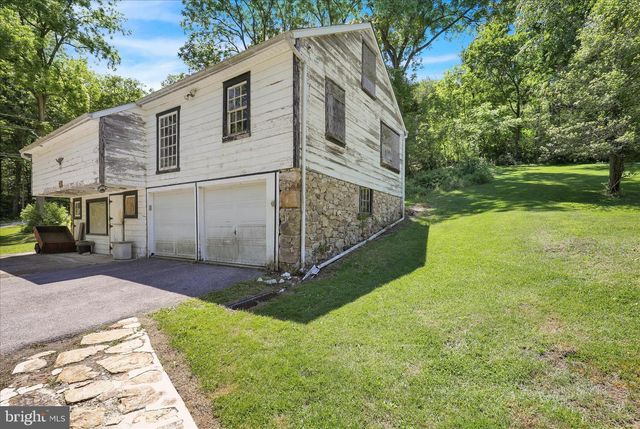 32 FURNACE RUN RD, Boyertown, PA 19512