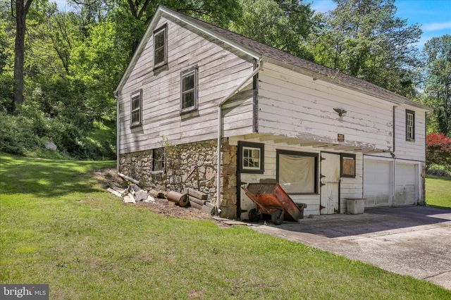 32 FURNACE RUN RD, Boyertown, PA 19512
