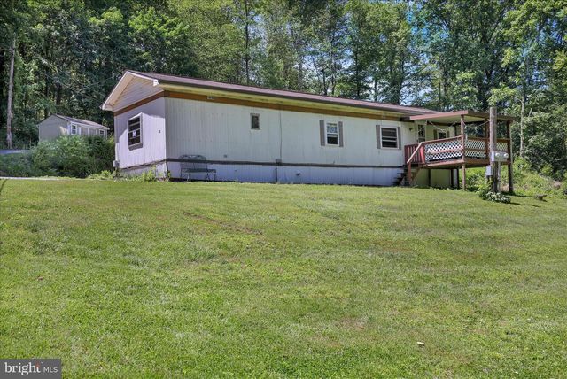 32 FURNACE RUN RD, Boyertown, PA 19512