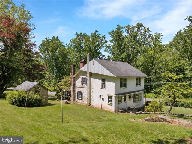 32 FURNACE RUN RD, Boyertown, PA 19512