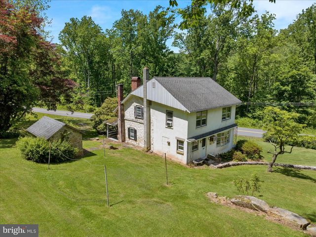 32 FURNACE RUN RD, Boyertown, PA 19512