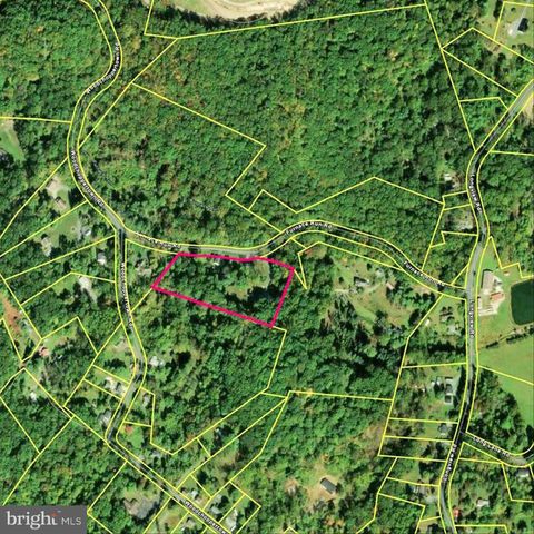 32 FURNACE RUN RD, Boyertown, PA 19512
