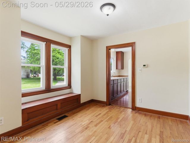 6335 Silver Lake Road, Fenton Charter Township, MI 48451