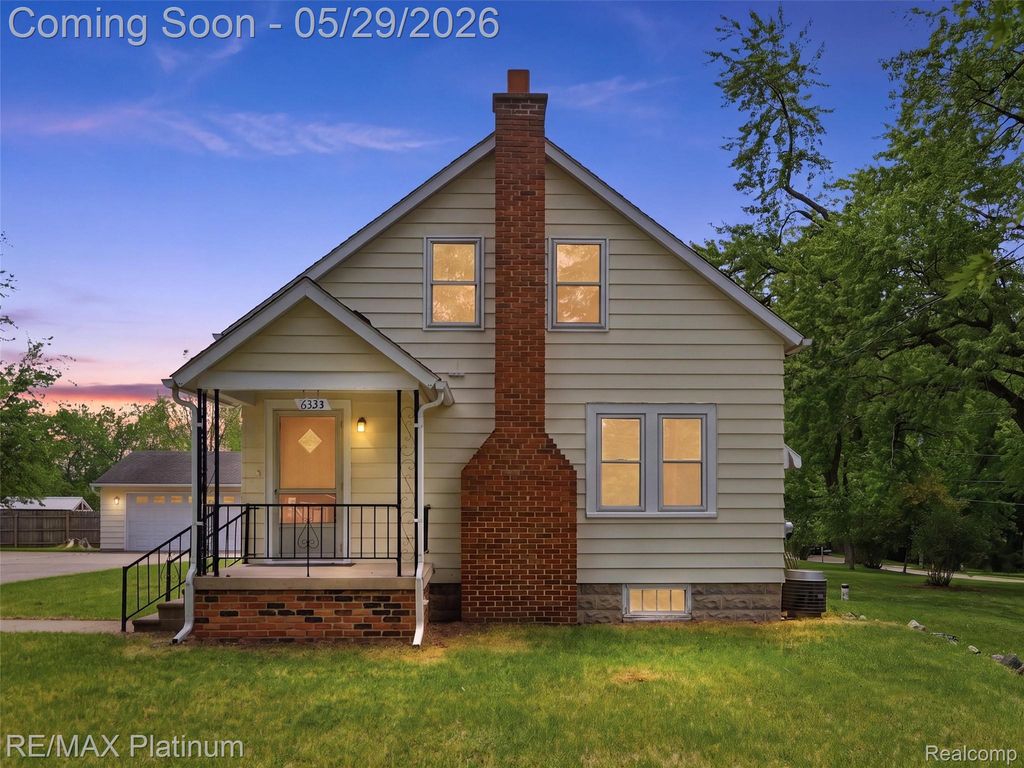 6335 Silver Lake Road, Fenton Charter Township, MI 48451