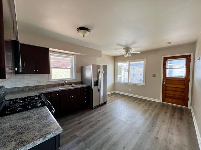 7544 Brown Avenue 2, Forest Park, IL 60130