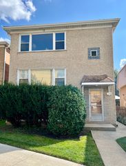 7544 Brown Avenue 2, Forest Park, IL 60130