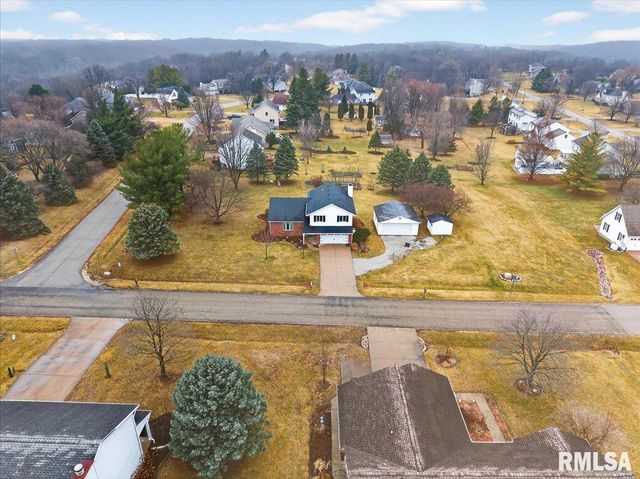 1009 HIGHLAND Court, Metamora, IL 61548