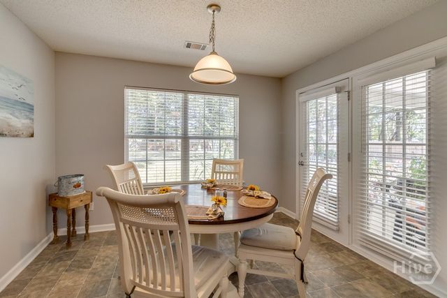 285 Creekside Circle, Ellabell, GA 31308