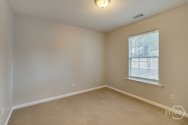 285 Creekside Circle, Ellabell, GA 31308