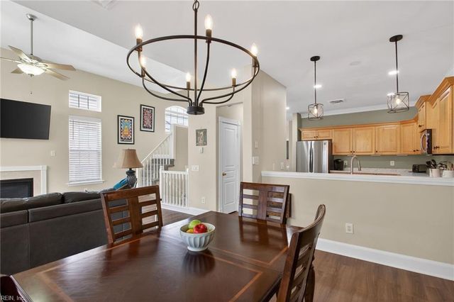 1014 Bay Breeze DR, Suffolk, VA 23435