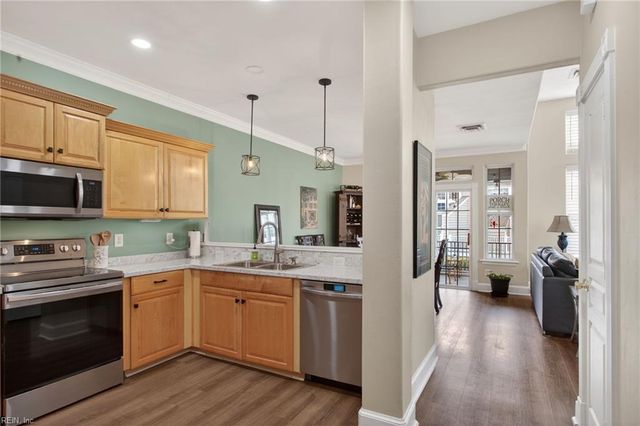 1014 Bay Breeze DR, Suffolk, VA 23435