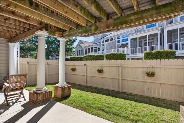 1014 Bay Breeze DR, Suffolk, VA 23435