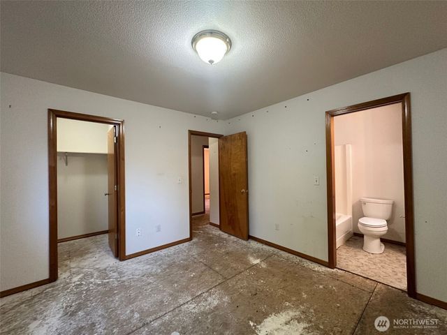 2111 Laurel St, Shelton, WA 98584