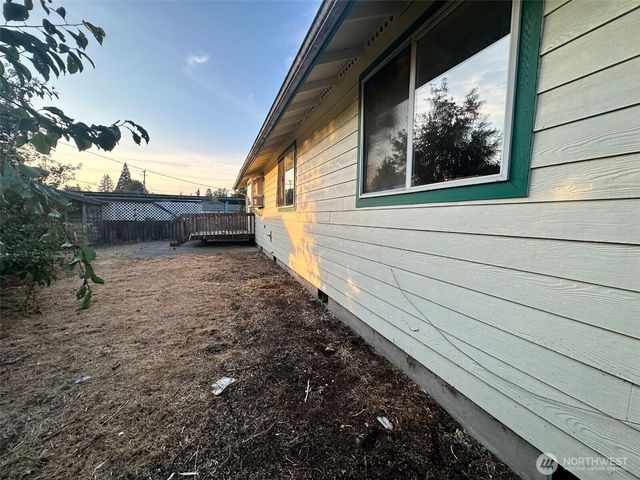 2111 Laurel St, Shelton, WA 98584