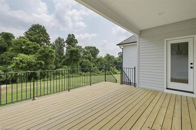 8869 Belews Ridge Road, Stokesdale, NC 27357