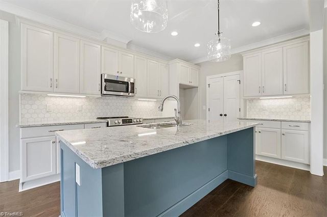 8869 Belews Ridge Road, Stokesdale, NC 27357