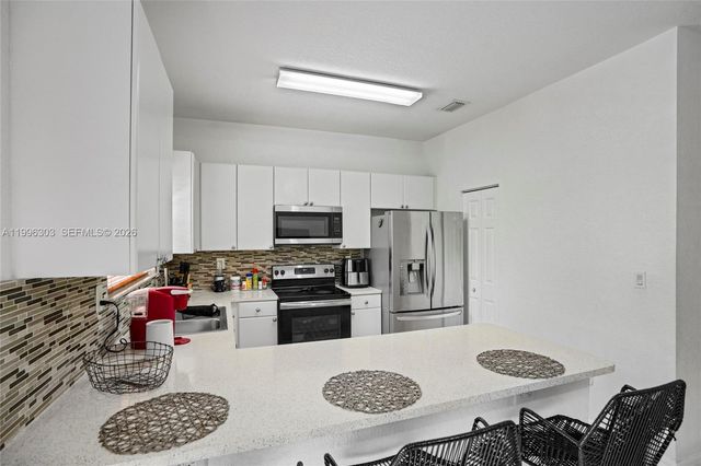 14098 SW 51st Ct, Miramar, FL 33027