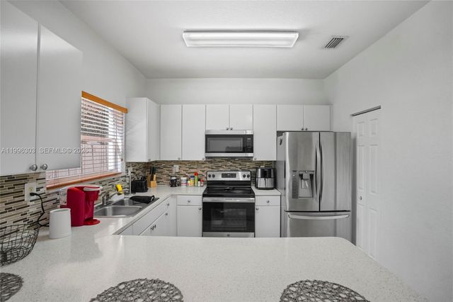 14098 SW 51st Ct, Miramar, FL 33027