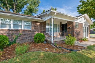 901 S Drury Lane, Wichita, KS 67207