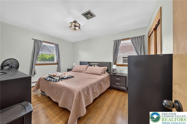 332 W Lincoln Street, Easton, PA 18042