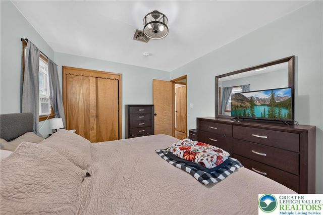 332 W Lincoln Street, Easton, PA 18042