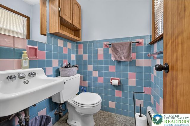 332 W Lincoln Street, Easton, PA 18042