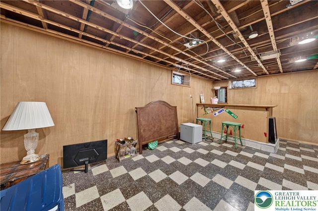 332 W Lincoln Street, Easton, PA 18042