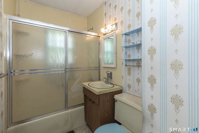 327 Anna Avenue, Waterbury, CT 06708