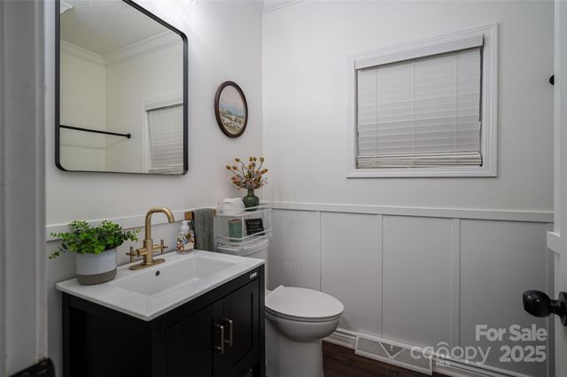 1575 Lewis Farm Road, Kings Mountain, NC 28086