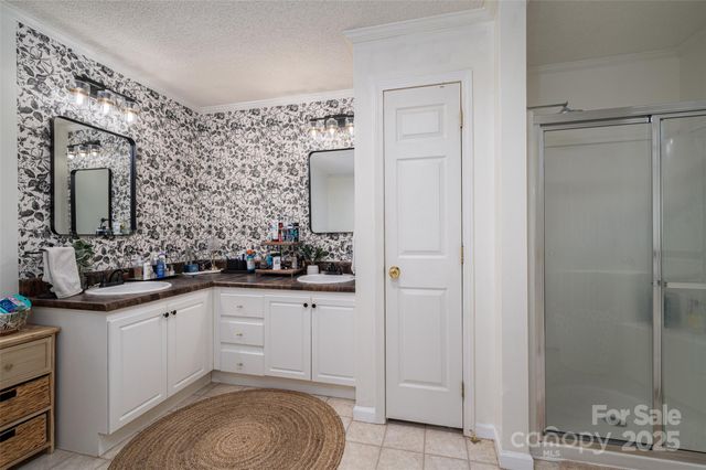 1575 Lewis Farm Road, Kings Mountain, NC 28086