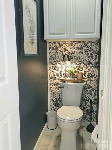 1575 Lewis Farm Road, Kings Mountain, NC 28086