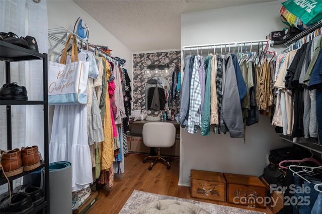 1575 Lewis Farm Road, Kings Mountain, NC 28086