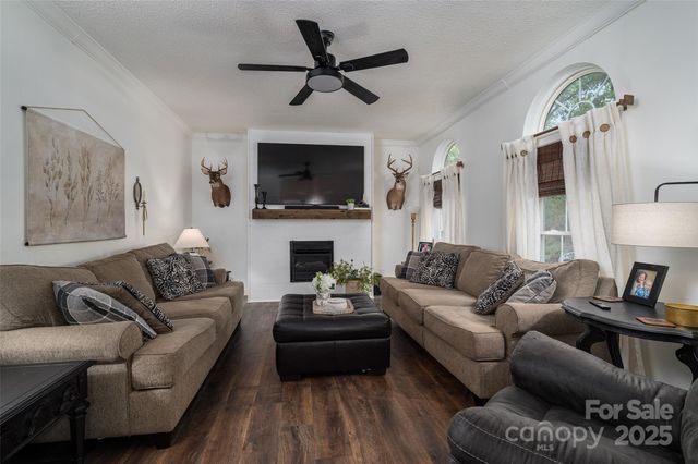 1575 Lewis Farm Road, Kings Mountain, NC 28086