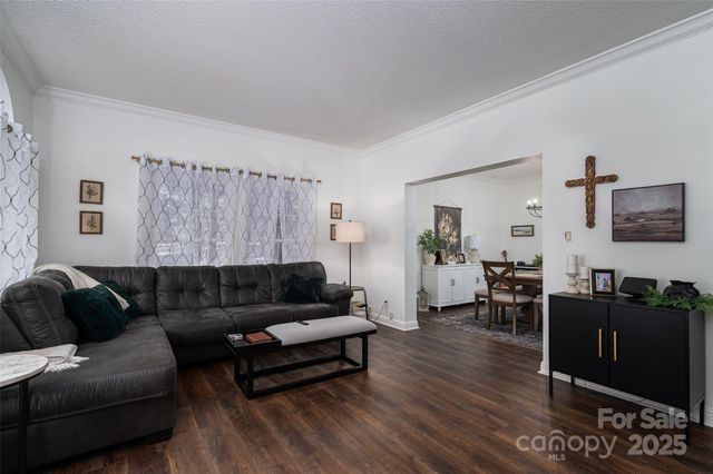 1575 Lewis Farm Road, Kings Mountain, NC 28086