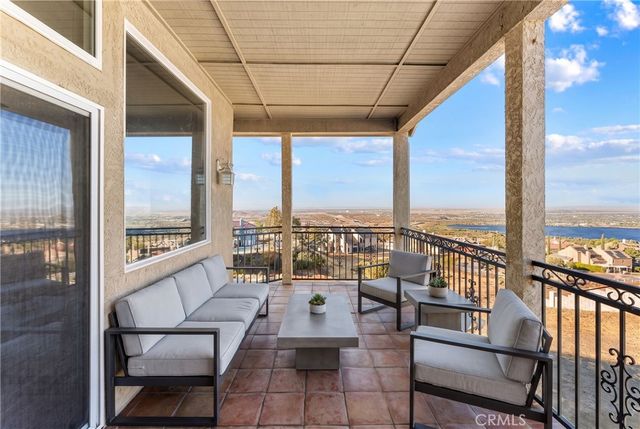 345 Lakeview, Palmdale, CA 93551